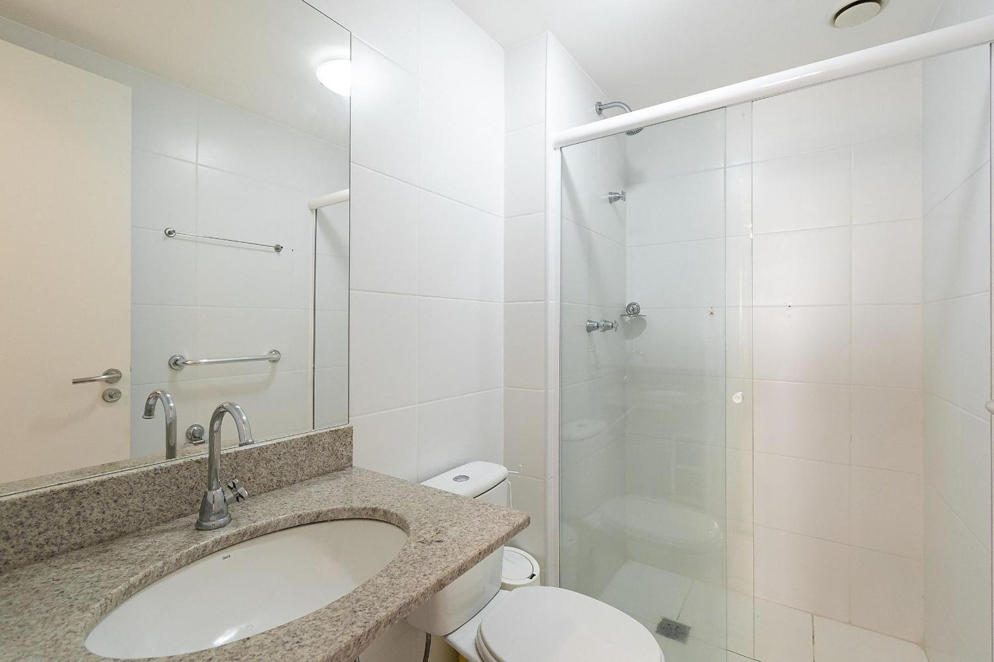 2 Qto E Varanda Em Completo Apartamento