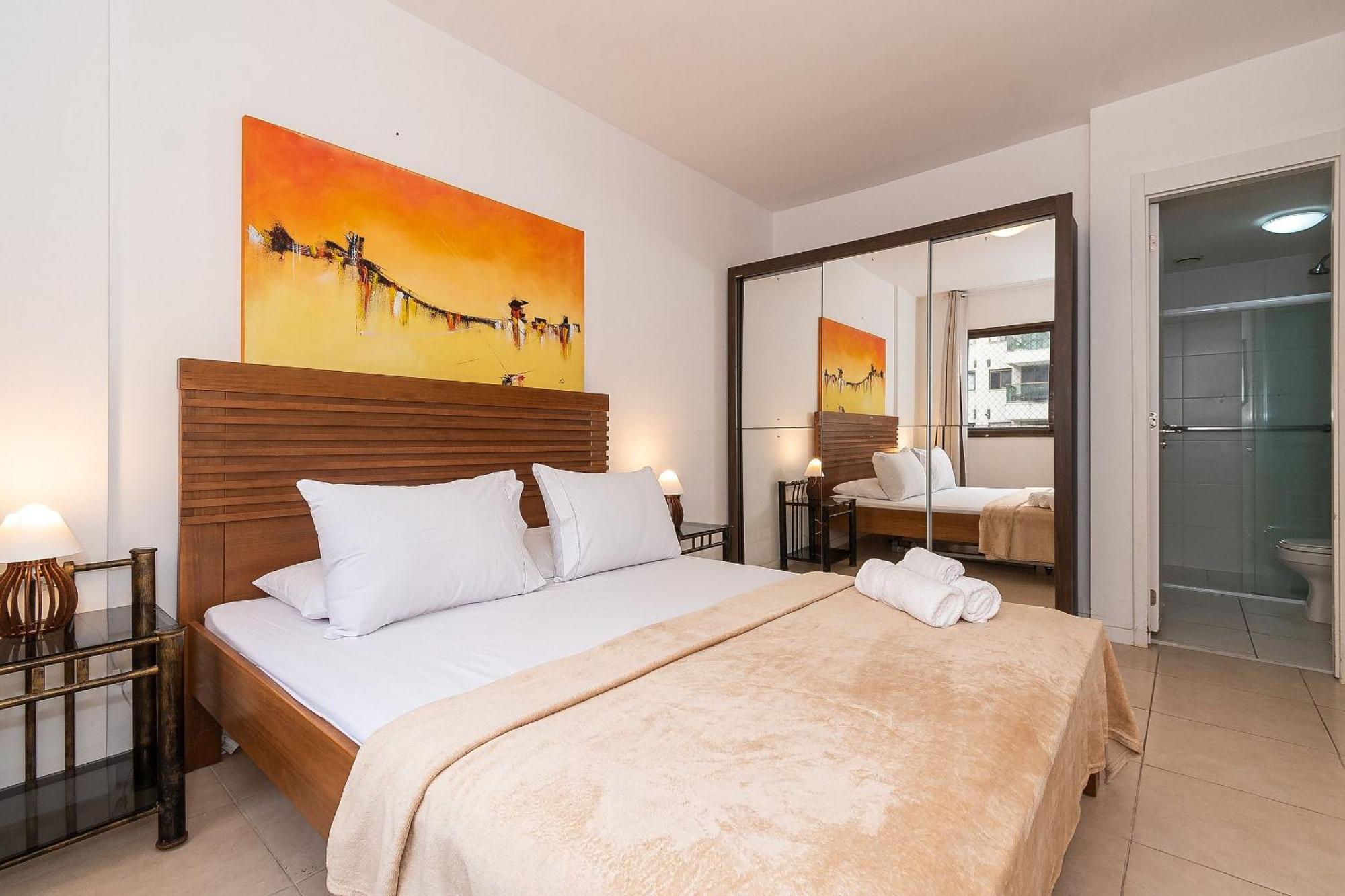 2 Qto E Varanda Em Completo Apartamento Rio de Janeiro