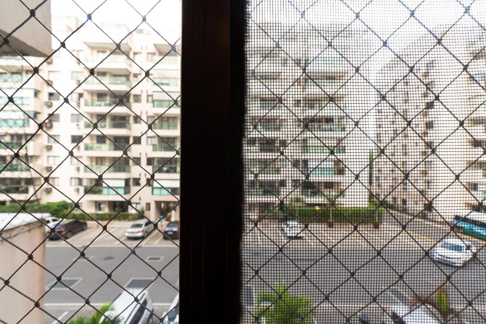 Apartamento 2 Qto E Varanda Em Completo